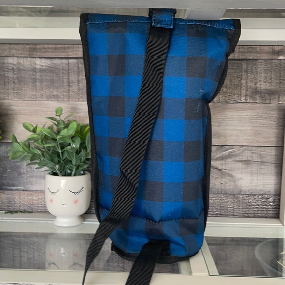 ❤️NEW!!!❤️Freezable Wine Bag. No ice packs needed. - Picture 9 of 11